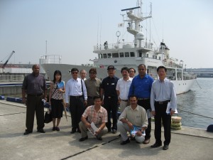 In front of the training ship "Fukae-maru"