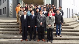 Group shot of seminar participants 