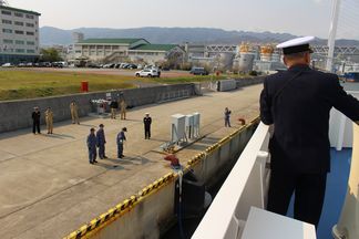 阪神基地東岸壁アプローチの様子
