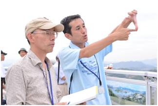 青山講師によるスケッチ指導