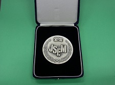 ���_���\