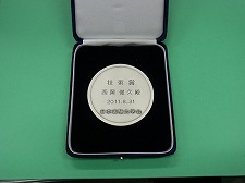 ���_����