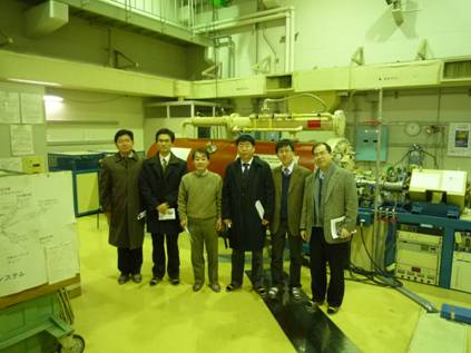粒子ビーム工学研究室の見学