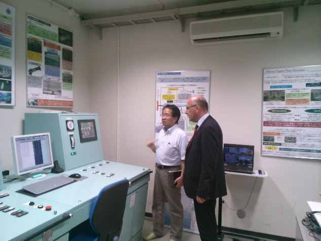 舶用機関プラントシミュレータ見学